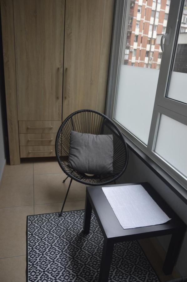 Ferienwohnung Teodora Lux Apartman Free Privat Parking Novi Sad Exterior foto